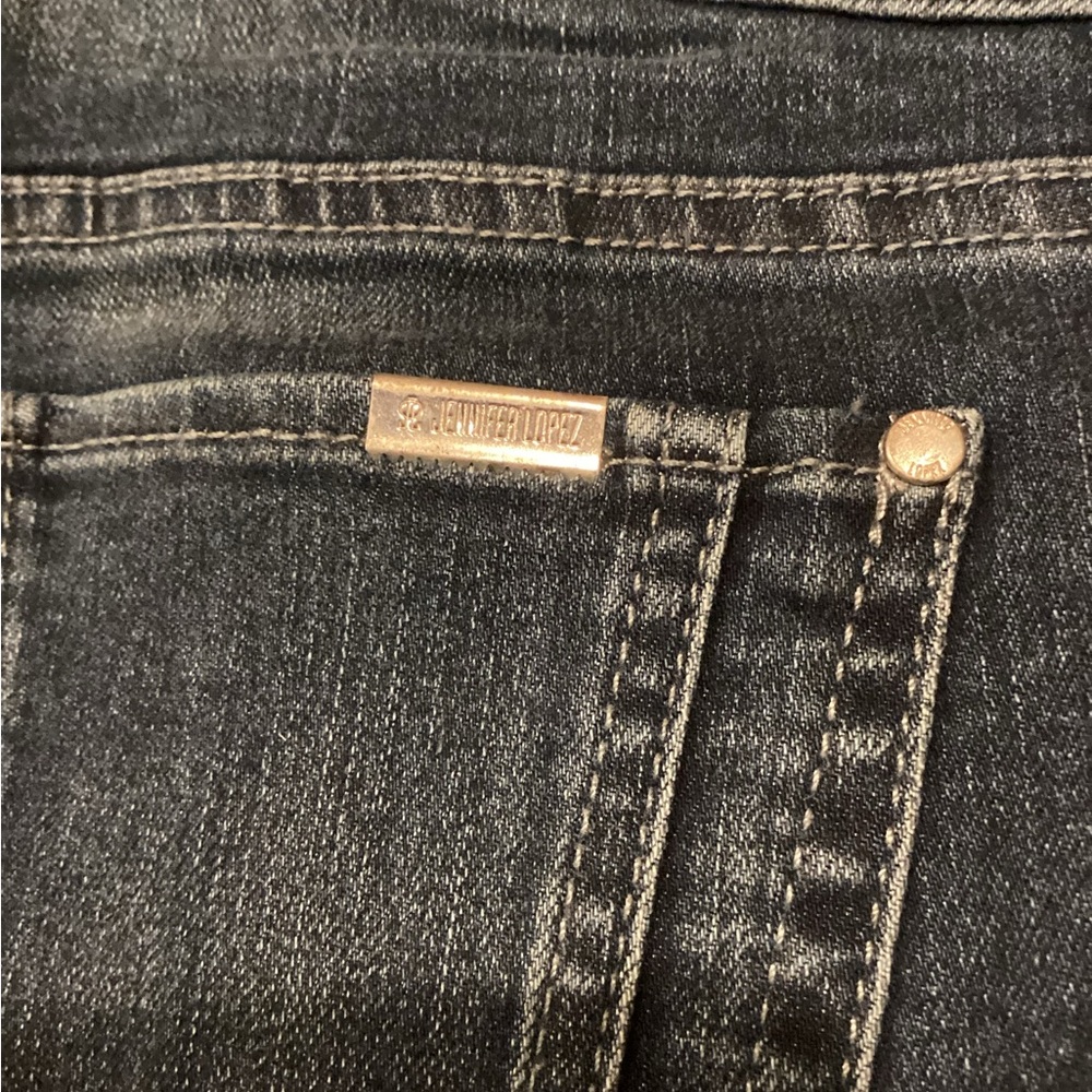 Jennifer Lopez Mid Rise Dark Blue Boot Cut Stretch Jeans Size 8 NWT - Picture 5 of 5